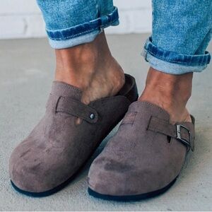 Berty Slip on Mules